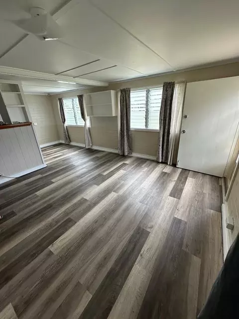 806 Kauai St #NA, Honolulu, HI 96817