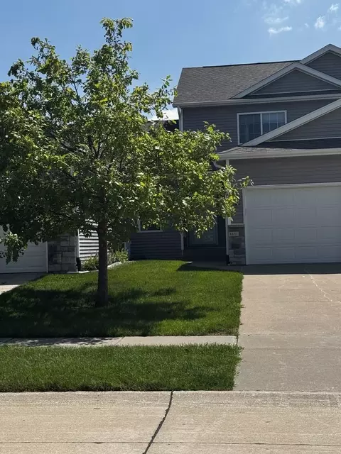 1631 Jenna Dr #NA, Davenport, IA 52804