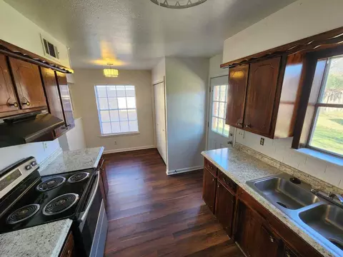 1905 W Shields Dr #3, Sherman, TX 75092