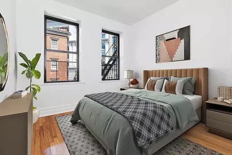 205 Allen St #17, New York, NY 10002