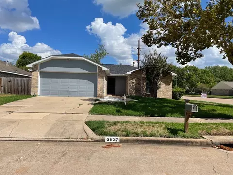 2627 Old Fort Rd, Sugar Land, TX 77479