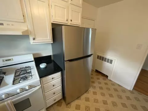 Undisclosed, Chicago, IL 60645