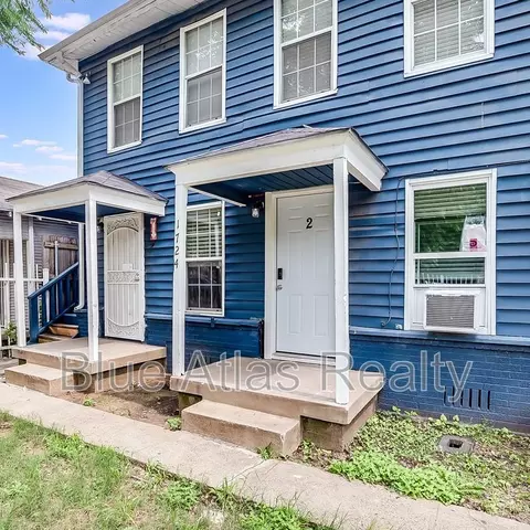 1724 Pear St, Dallas, TX 75215