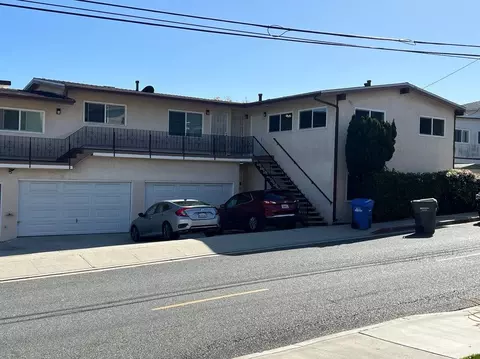2000 Carnegie Ln # B, Redondo Beach, CA 90278
