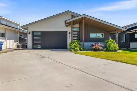 1452 W Moselle Dr, Coeur D Alene, ID 83815