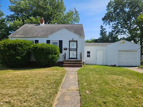 20630 Morris Ave, Euclid, OH 44123