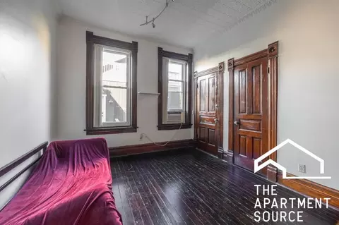 1820 S Throop St #1R, Chicago, IL 60608