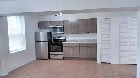 3917 W Potomac Ave #G, Chicago, IL 60651