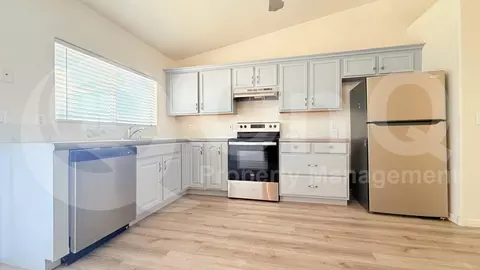 25 W 16th Ave, Apache Junction, AZ 85120 photo 2