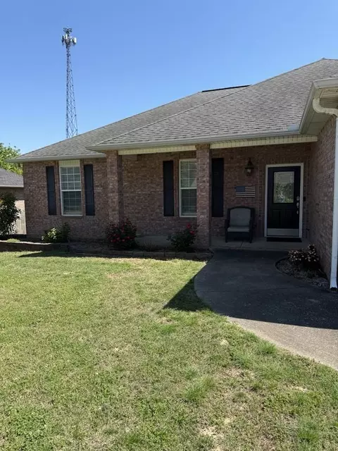 311 Wilson Dr, Gentry, AR 72734