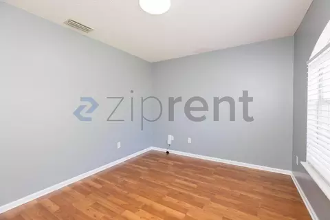 639 Sid Dr, Jacksonville, FL 32218 photo 5