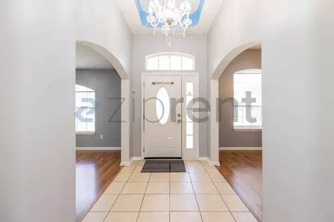 639 Sid Dr, Jacksonville, FL 32218 photo 3