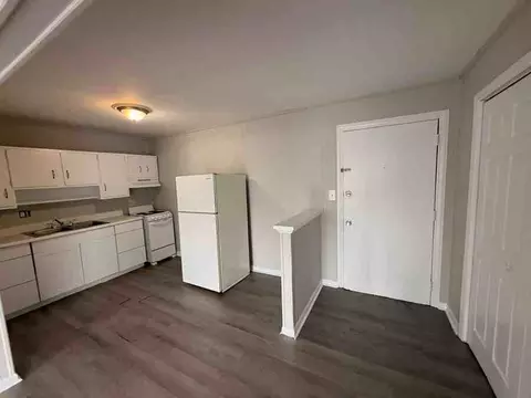 1708 Jennifer Rd #B, Lexington, KY 40505