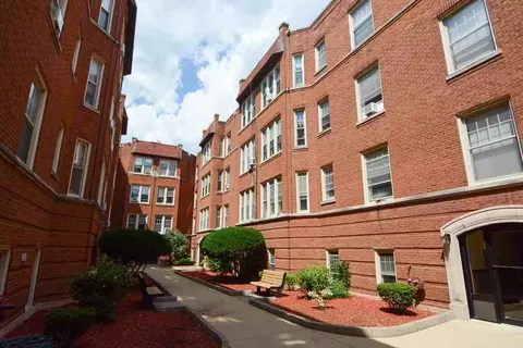 554 W Aldine Ave #3W, Chicago, IL 60657