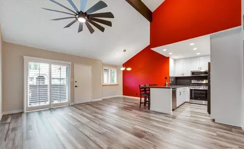 14823 Sherman Way, Van Nuys, CA 91405