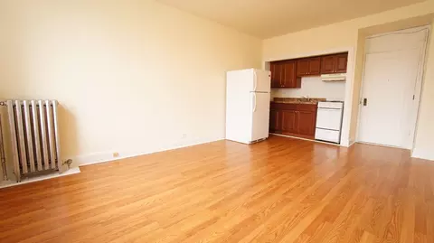 2779 N Milwaukee Ave #230, Chicago, IL 60647