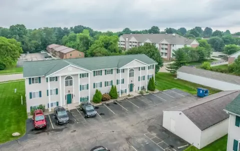 1685 Beechwood Ave NE #1685B, North Canton, OH 44720