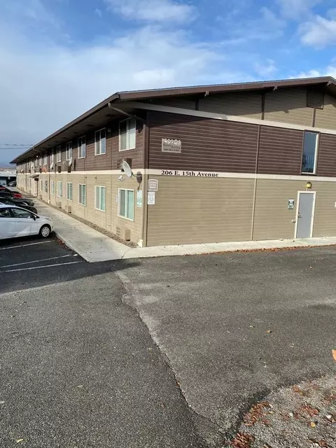 206 E 15th Ave #8, Ellensburg, WA 98926