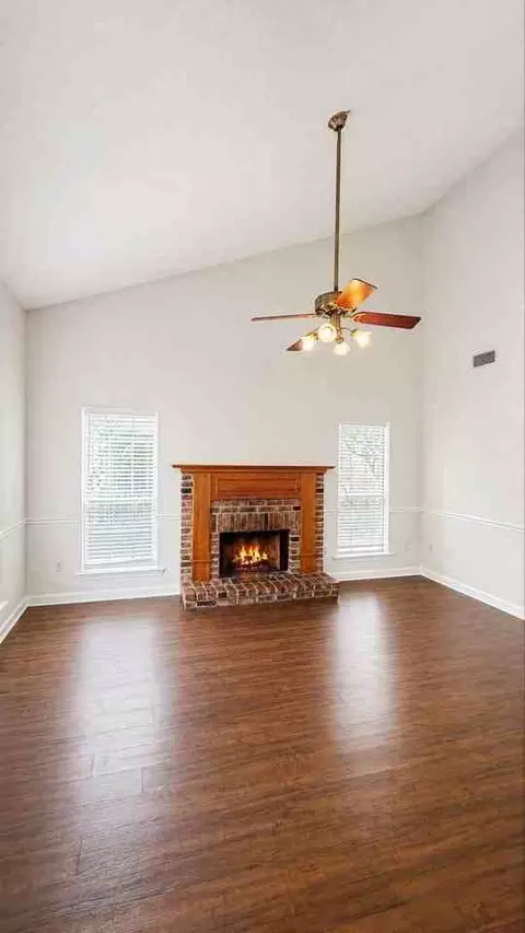 16324 Crepemyrtle Dr, Shenandoah, LA 70817