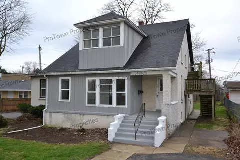1067 N May St #2, Joliet, IL 60435