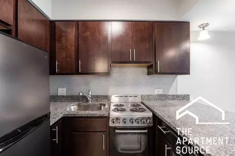 1220 N La Salle Dr #G2, Chicago, IL 60610