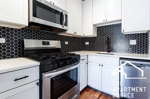 656 W Wrightwood Ave #314, Chicago, IL 60614