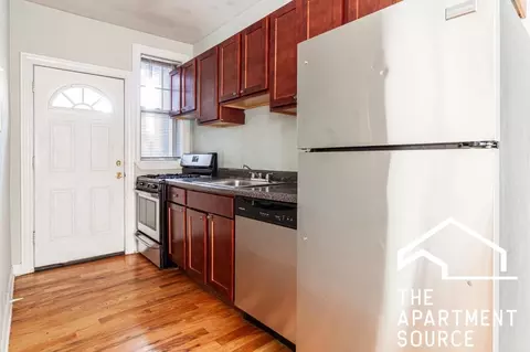 626 W Barry Ave #N3, Chicago, IL 60657