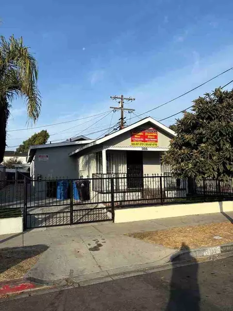 11017 San Pedro St, Los Angeles, CA 90061
