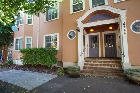 2728 SE Main St #9, Portland, OR 97214