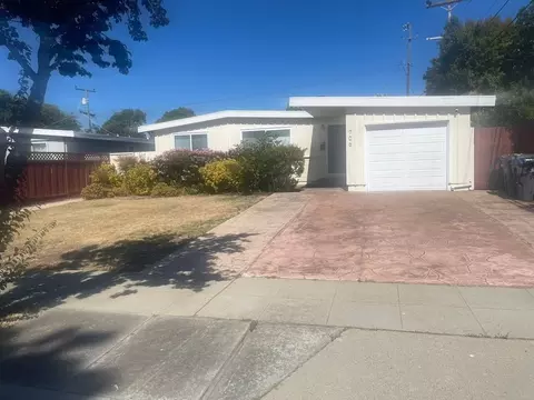 706 San Tomas St, Sunnyvale, CA 94085