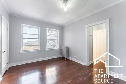 6930 N Greenview Ave #511, Chicago, IL 60626