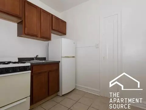 4829 N Damen Ave #305, Chicago, IL 60625