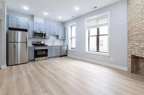 428 W Belden Ave #19, Chicago, IL 60614