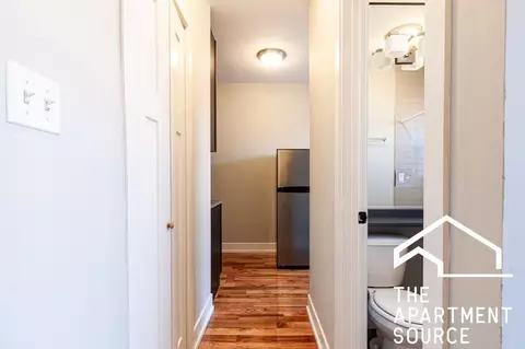 2904 N Mildred Ave #J3, Chicago, IL 60657