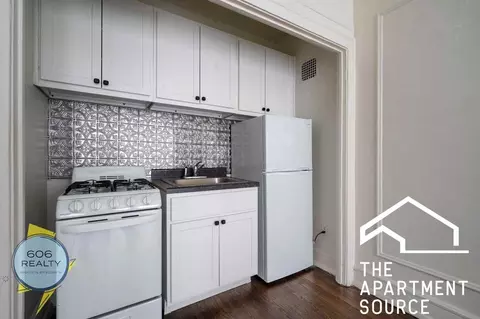 4901 N Christiana Ave #23, Chicago, IL 60625