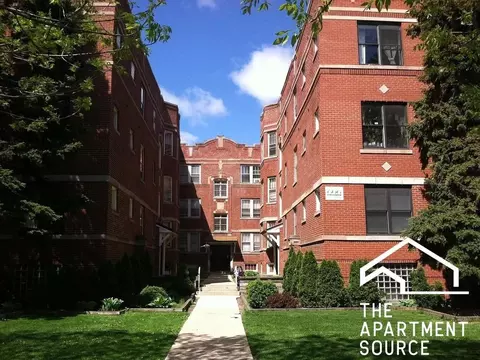 3930 N Keeler Ave #3B, Chicago, IL 60641