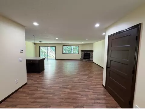 19611 Flamingo St NW #LOWER, Oak Grove, MN 55011