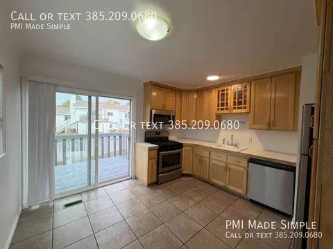 2329 W Bonniebrook Cir, Taylorsville, UT 84129