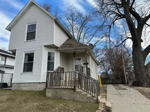 910 Union Ave SE, Grand Rapids, MI 49507