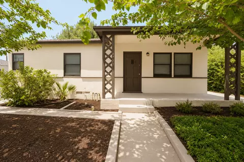 4723 Arlington Ave, Riverside, CA 92504