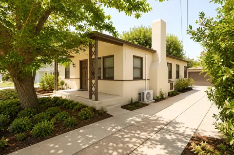 4723 Arlington Ave, Riverside, CA 92504