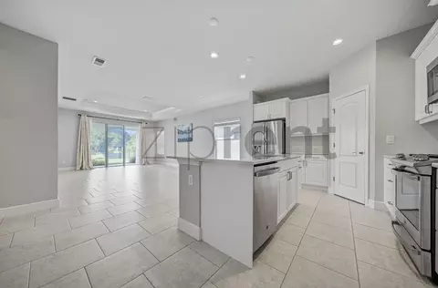 4207 Rustling Pines Ter, Parrish, FL 34219 photo 3