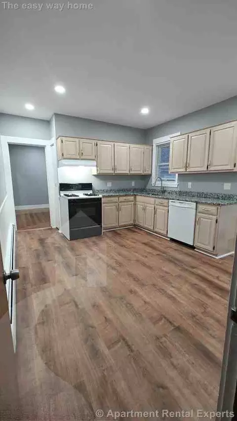 308 Spring Street Ext, Medford, MA 02155