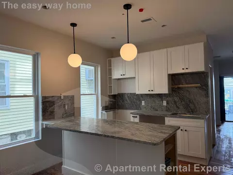 82 Marion St #2, Somerville, MA 02143