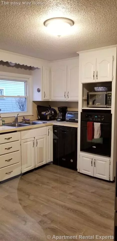 17 Irving St #1, Medford, MA 02155