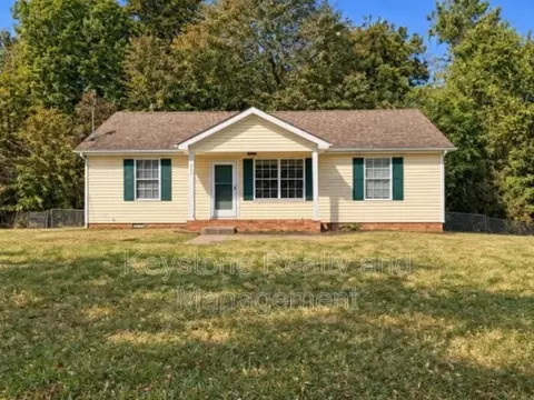 665 Artic Ave, Oak Grove, KY 42262