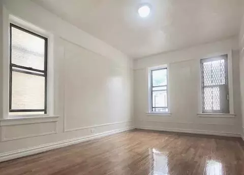 114 W 238th St #5C, New York, NY 10463