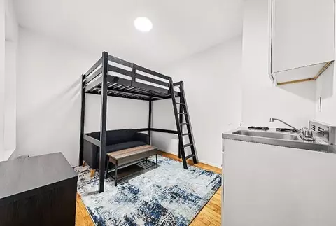 248 W 64th St #5H, New York, NY 10023