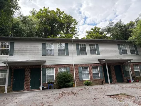220 Taliwa Garden Dr, Knoxville, TN 37920