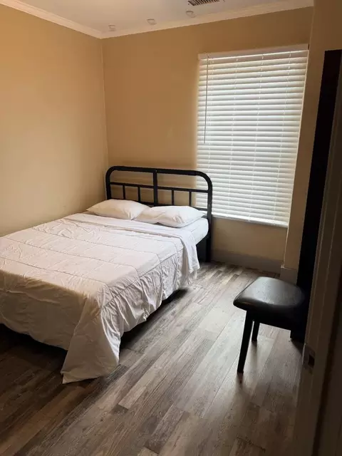 1335 J St, San Diego, CA 92101